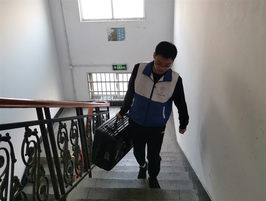 汽车学院入党积极分子唐晨烨.JPG