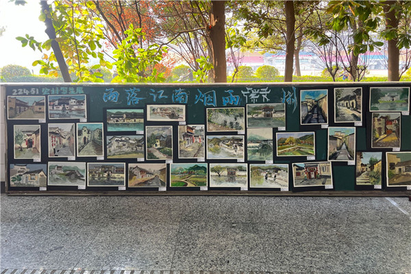 22451班色彩优秀作品展.jpg