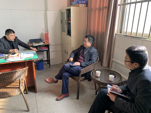 5.机械学院座谈会现场.png