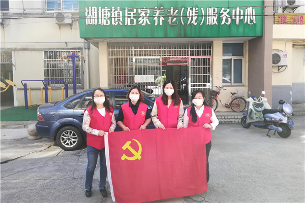 4 合影_副本.jpg