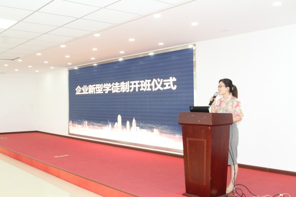 教师代表顾晓.jpg
