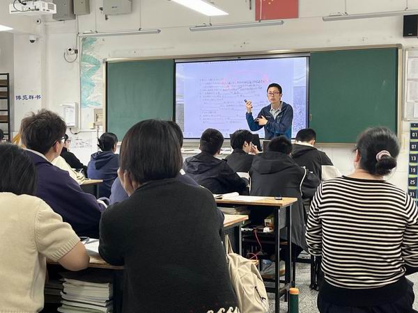 1上课2.jpg
