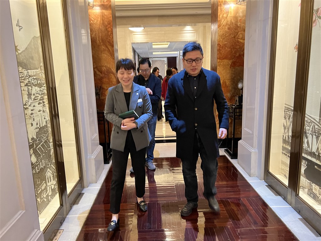 参观企业2.JPG