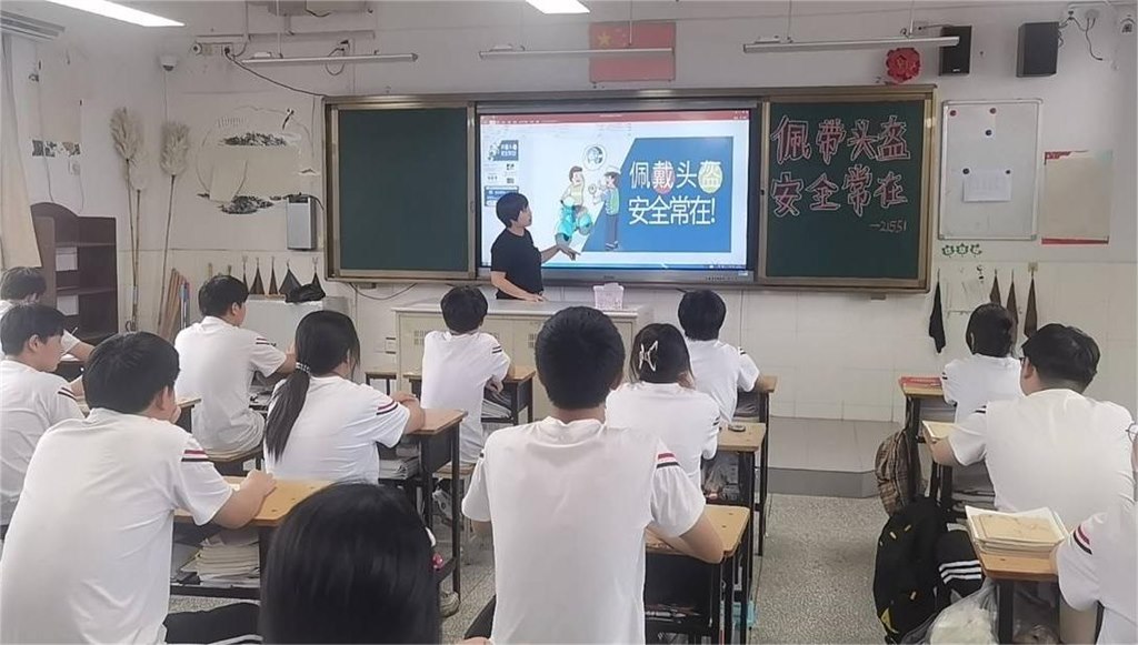 1活动现场.jpg