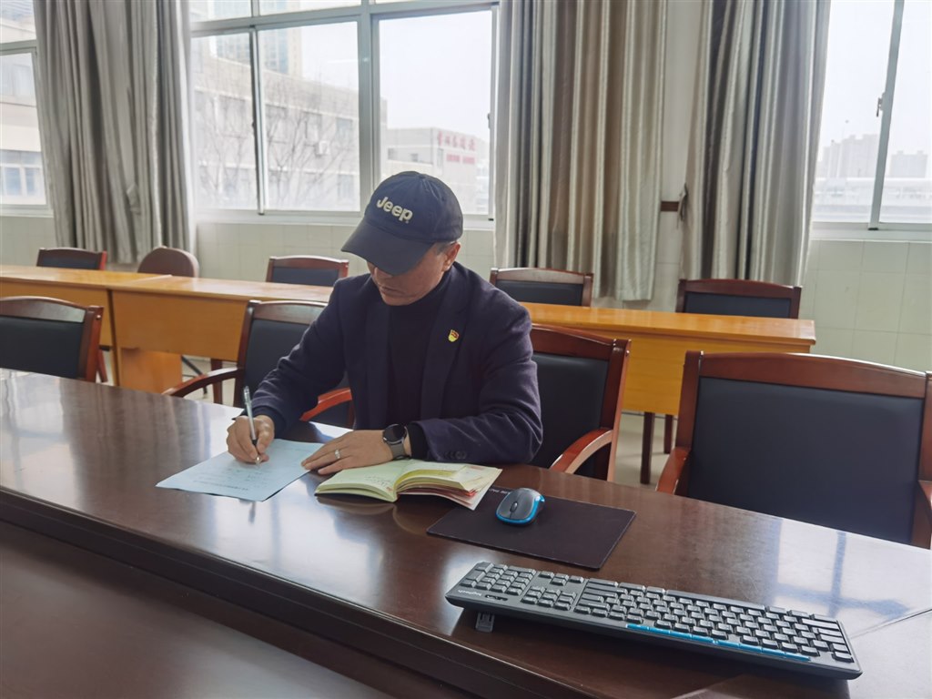 支委会刘斌发言.jpg