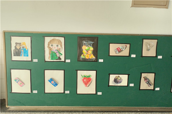 21432色彩实训展览IMG_20230609_074950.jpg