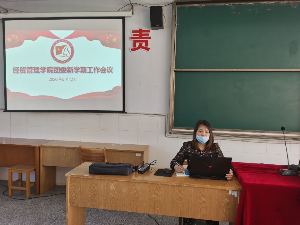 F0E0C09539FBA6F06D8FC22F4CDE2707.png