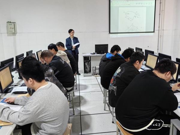1上课3.jpg
