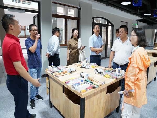 7调研鲁班工坊_调整大小.JPG