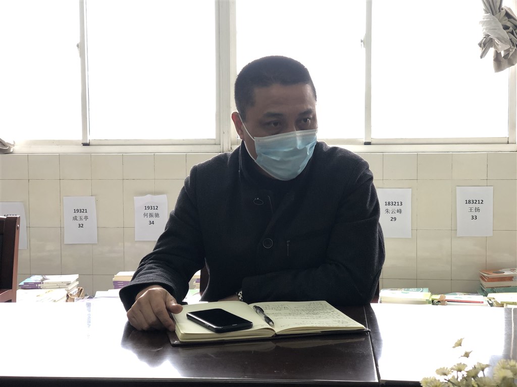 行政科科长刘斌汇报行政科工作思路.JPG