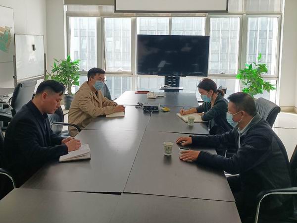2朱翠翠教师到常州广睿信息科技有限公司报到.jpg