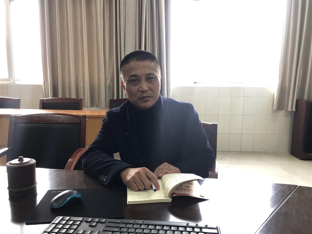 支委会刘斌讲话.png