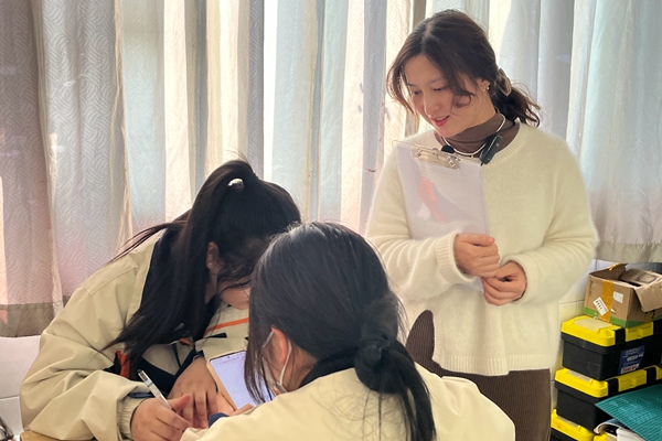 学生关于如何制定职业规划的讨论_副本.jpg