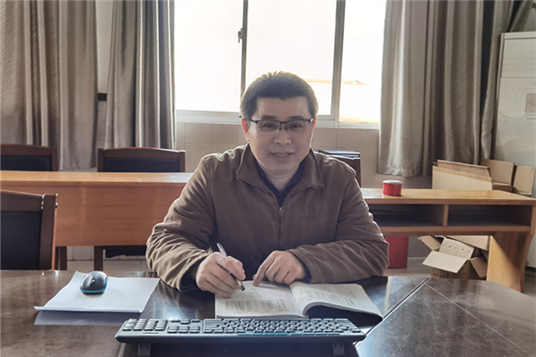 支委会杨志豪发言_副本.jpg