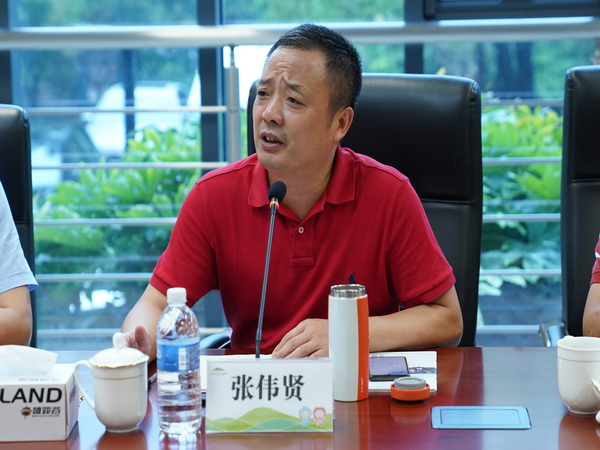 4张伟贤校长讲话_调整大小.JPG