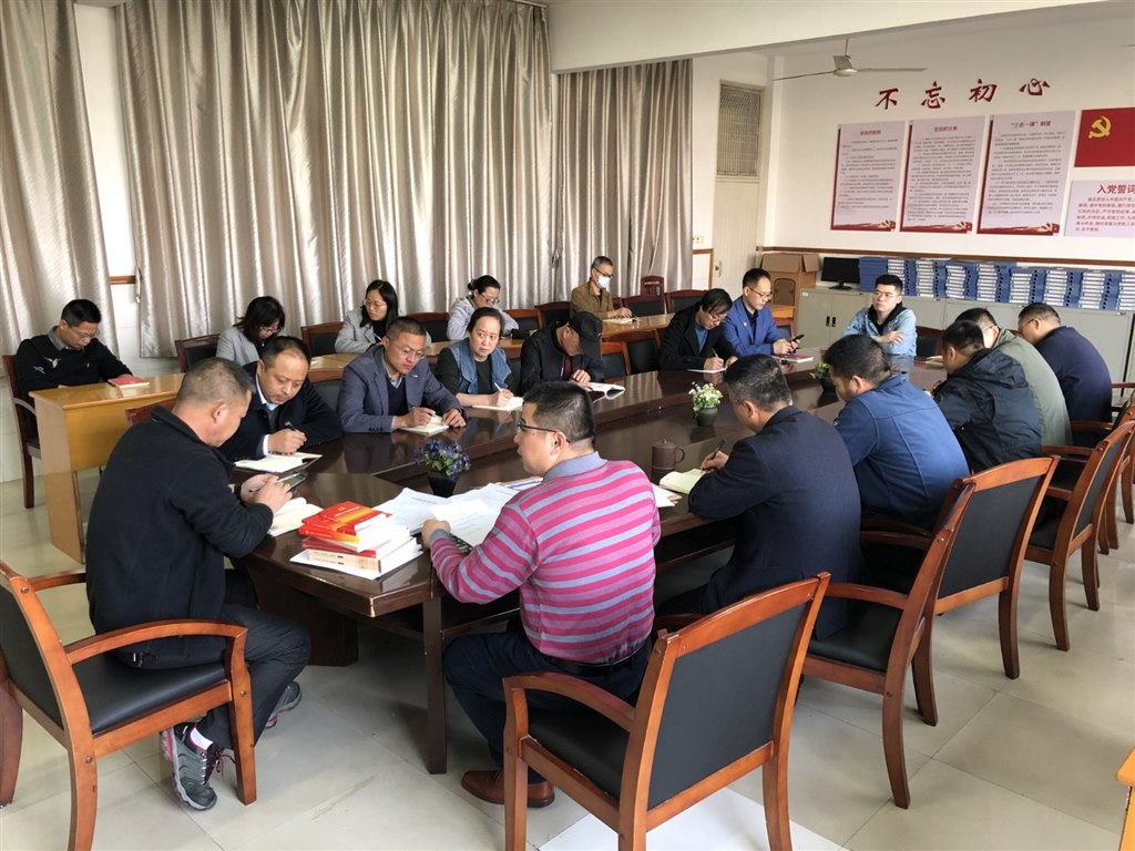 主题党日活动全景2.jpg