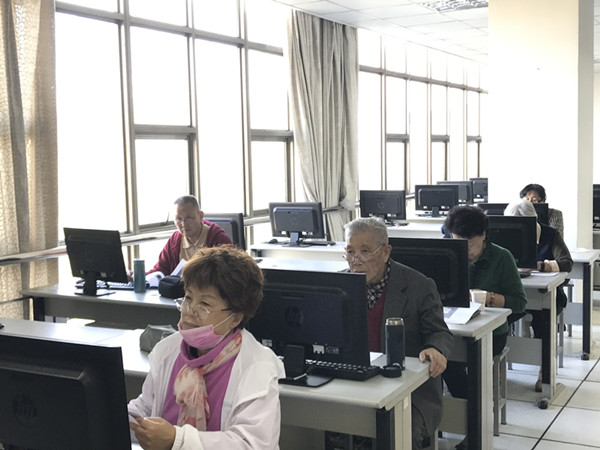6认真学习.JPG
