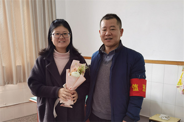 汽车工程学院工会开展庆祝“三八”妇女节活动1_副本.jpg