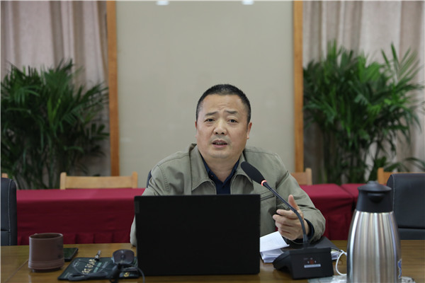 团队领衔人、校党委书记张伟贤讲话_副本.jpg