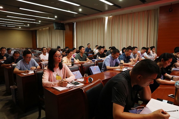 5. 培训班学员.JPG