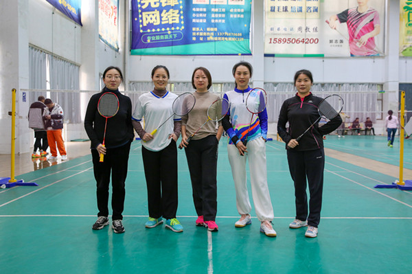 KH8A2682 女团冠军队_副本.jpg