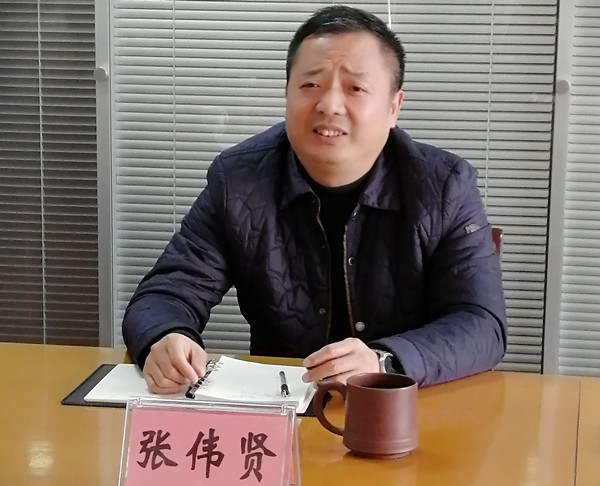 张校长1.jpg
