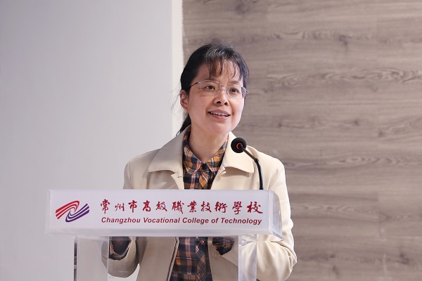 2邱校讲话.JPG