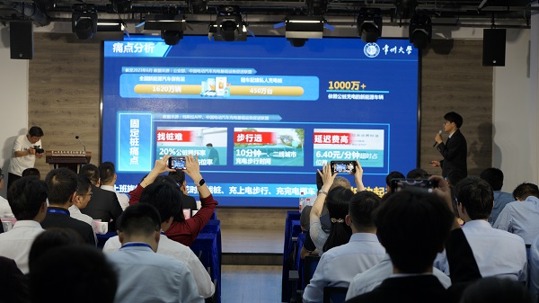 8双创成果路演展示.JPG
