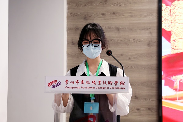 5学生代表讲话.JPG