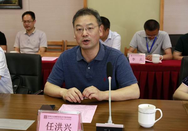 05、常州市人社居副局长任洪兴讲话.JPG