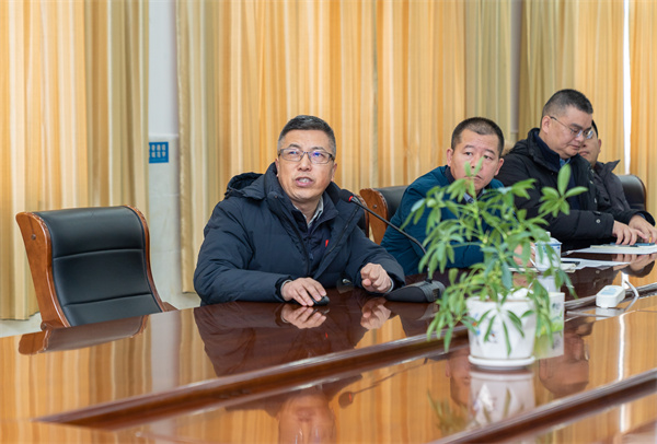 6  李添翼所长作报告_副本.jpg