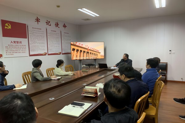 观看全国党员教育优秀视频《思想的力量》.jpg