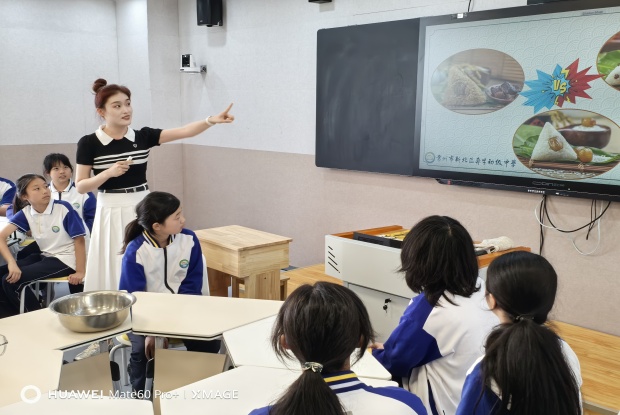 CEE2D42E6158B13012EA1E14E3E4EAE4_副本.jpg