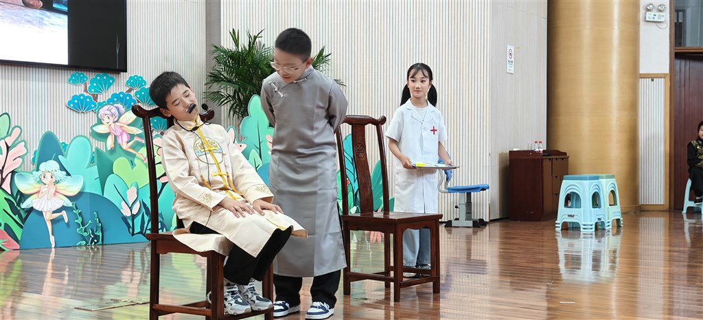 四4 (1).jpg