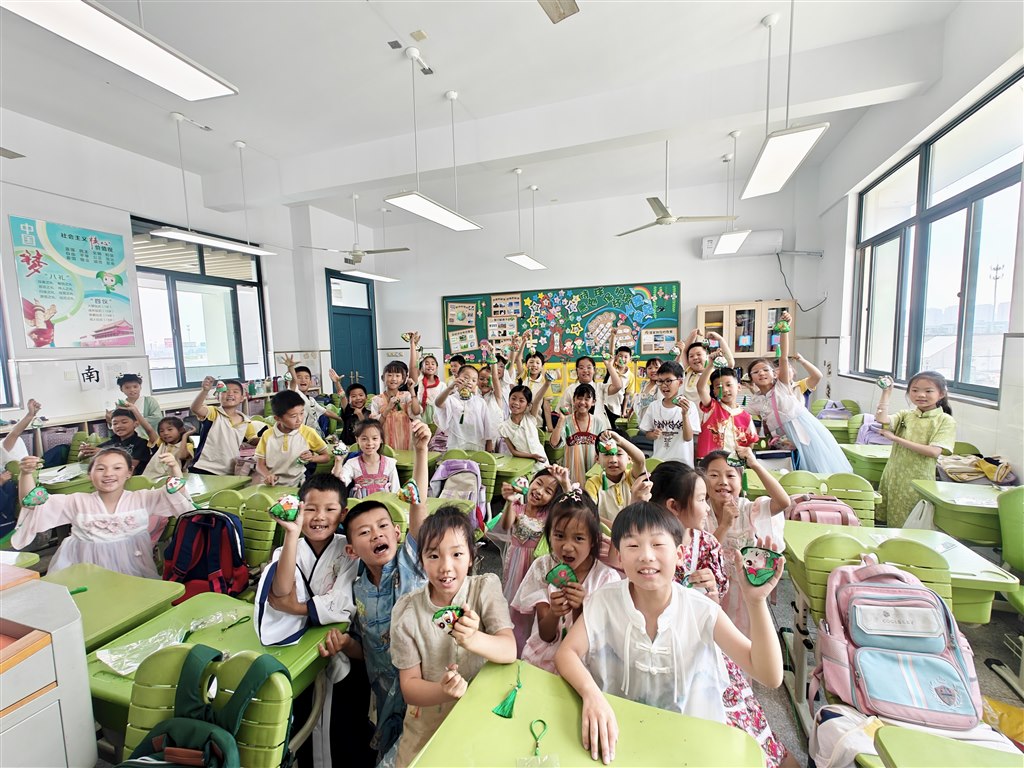 fe34093129f8a9a41f89fc11a59c7a5.jpg fe34093129f8a9a41f89fc11a59c7a5.jpg