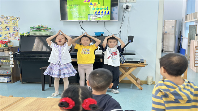 小兔子2.jpg