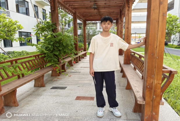 9611B1570FB9994BE5BB50FC8FA4A14C_副本.jpg