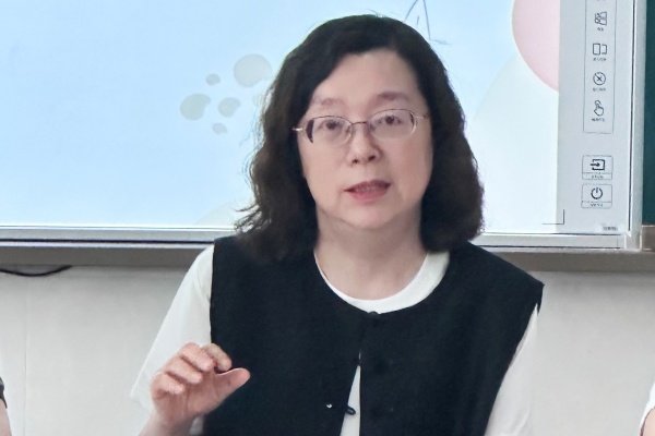 周文雅.jpg