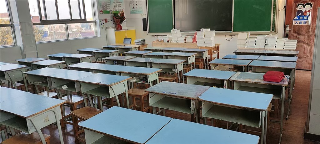 打扫教室.jpg