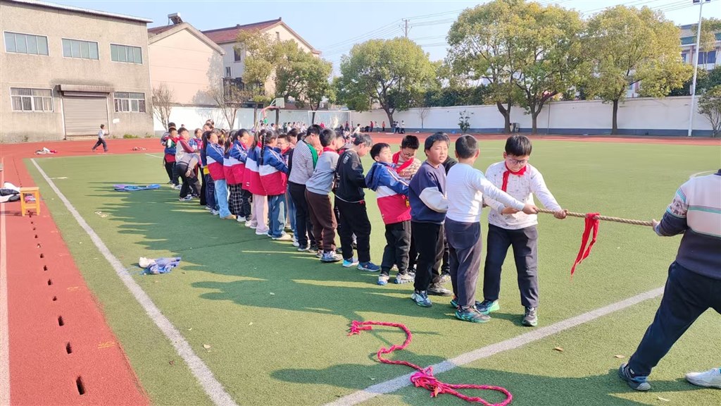 拔河比赛.jpg