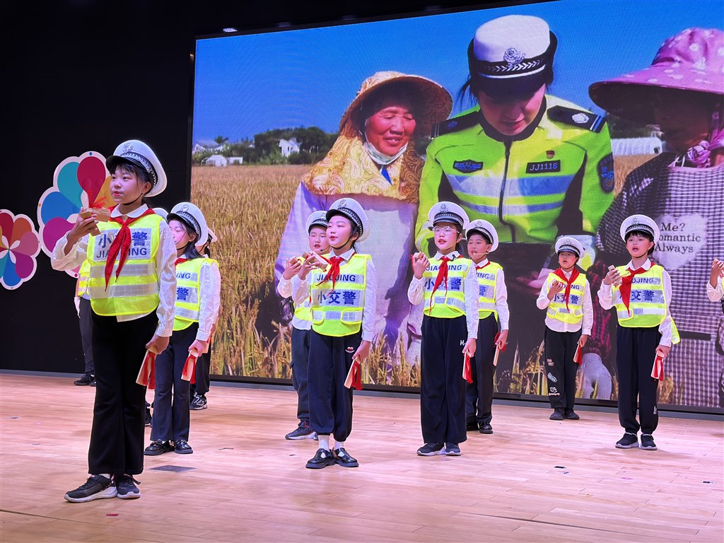 六一汇演6.jpg