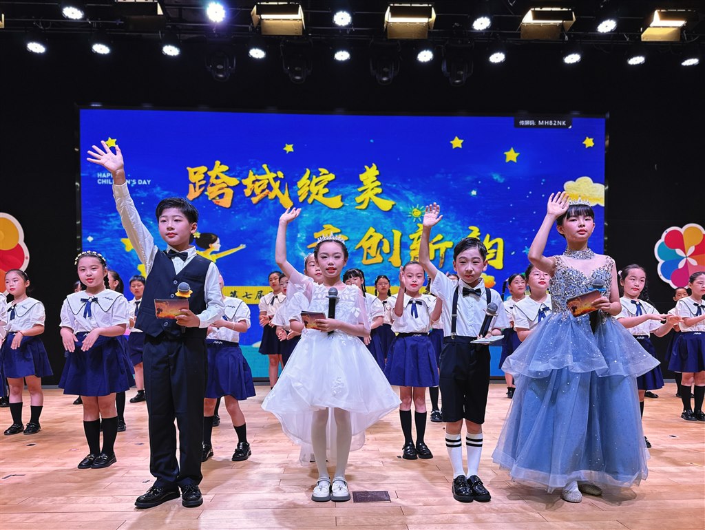 六一汇演13.jpg