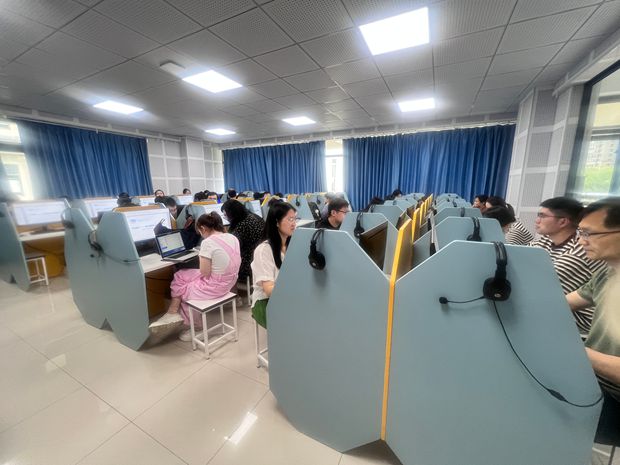 人员照.jpg