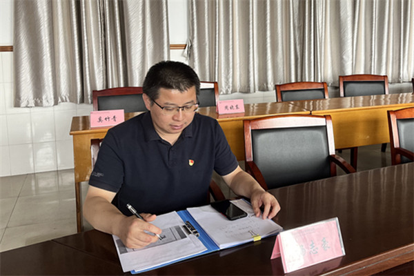 支委会杨志豪发言_副本.jpg