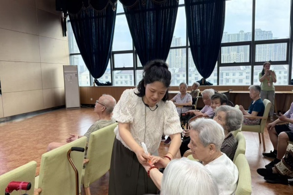 玖玖手指操.jpg