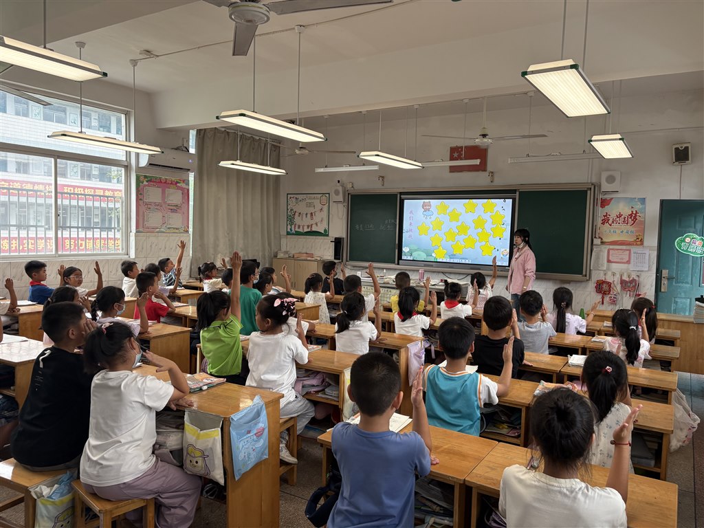 一年级1.JPG