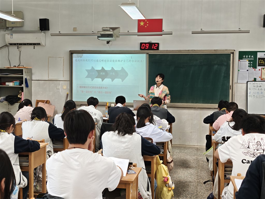 36e09f1823aac2476685edeba0a68901.jpg