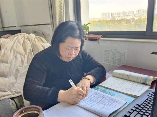 10刘英.jpg