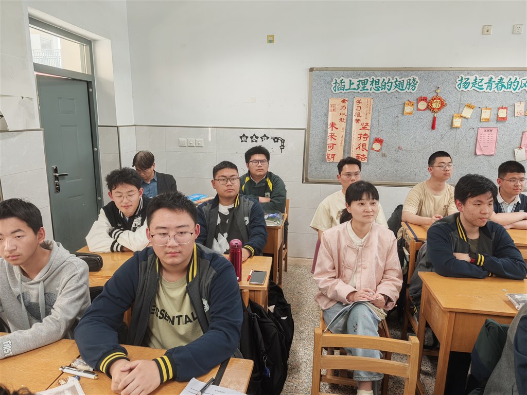 赵俊2.jpg