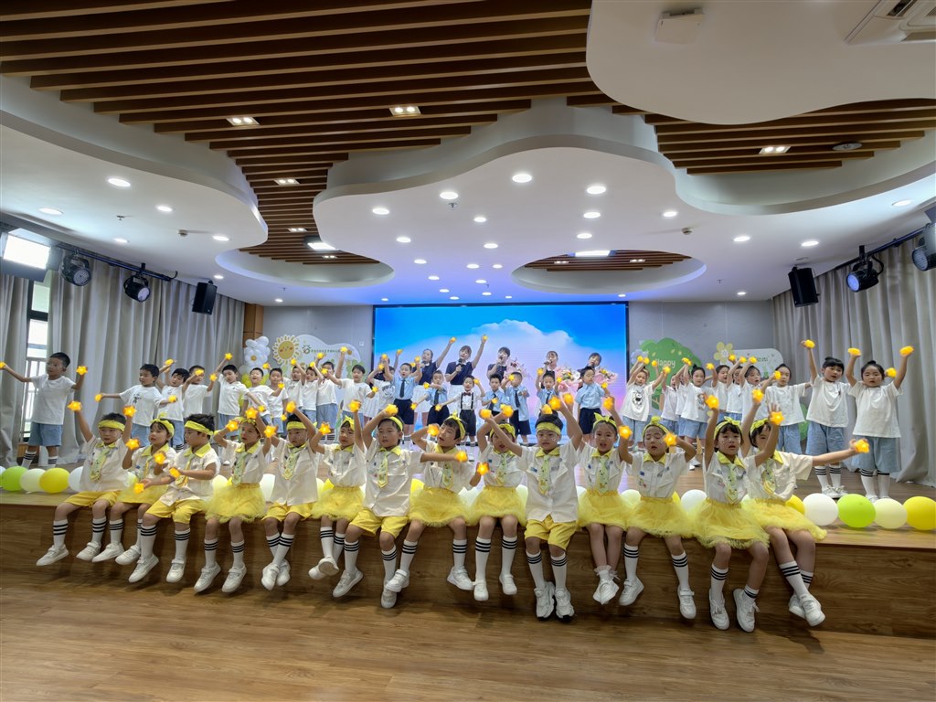 3cceab8bb2f5d2ac820fe2432de517f3.jpg